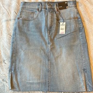 Express High Rise Skirt; Size 0R; Color Light Blue Denim